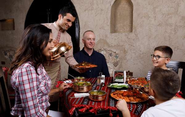 Emirates Park Zoo & Resort Unveils New Yemeni Restaurant
