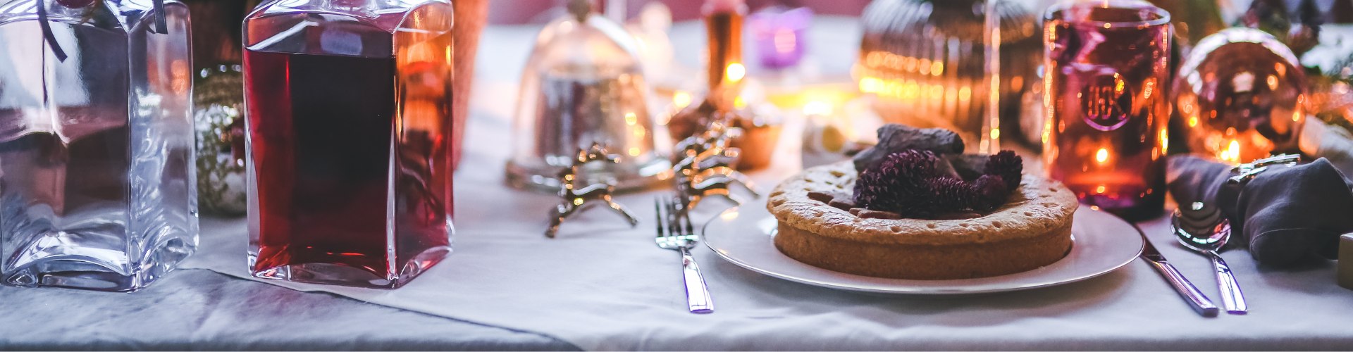 Serving Trolleys Suppliers in UAE | Room Service Trolleys