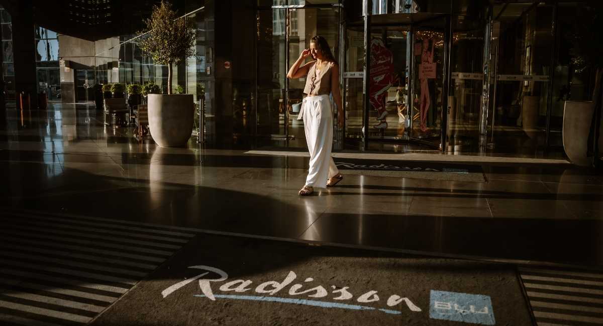 BEAT THE HEAT AT RADISSON BLU HOTELS IN BUSINESS BAY