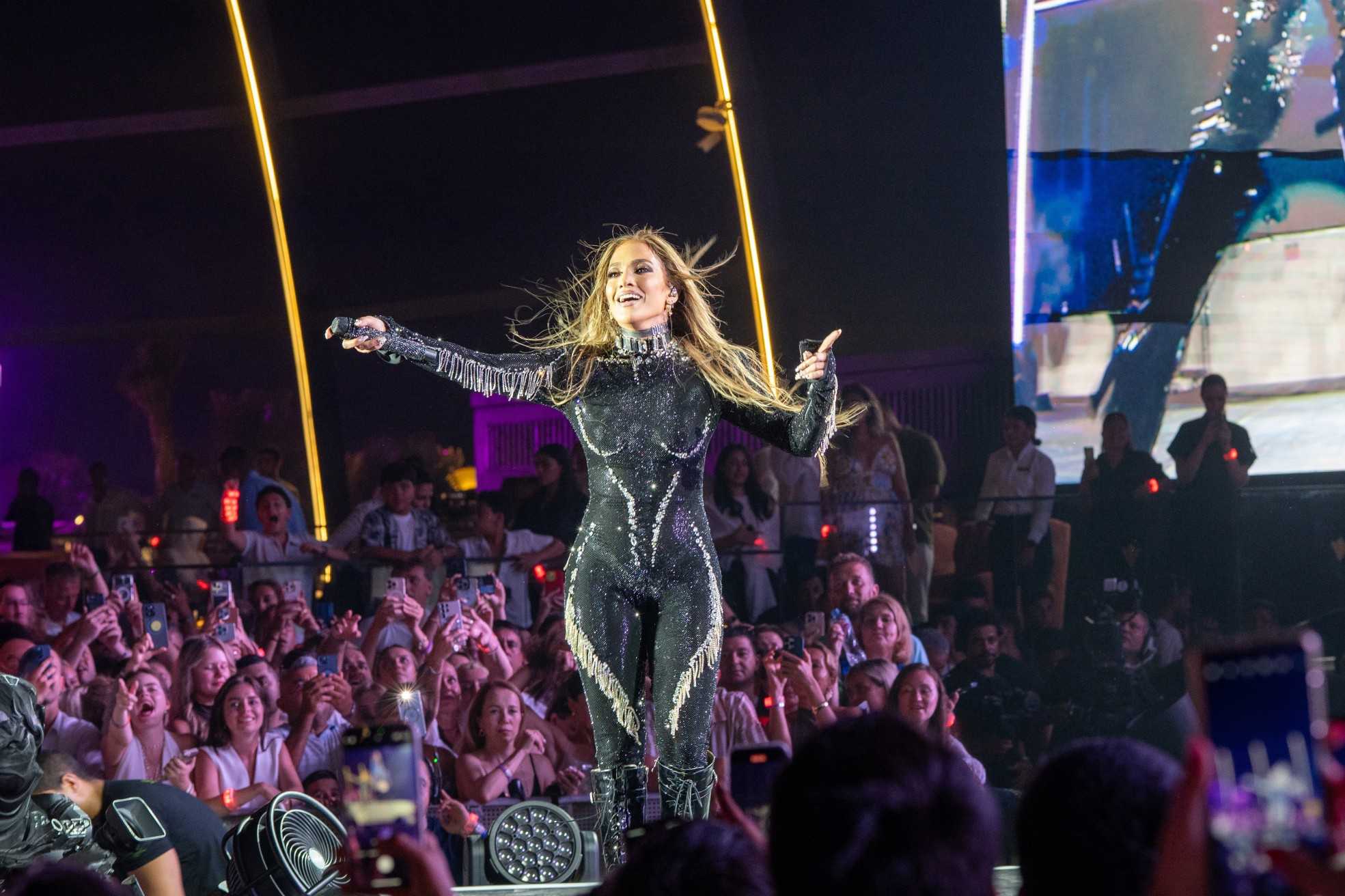 Night of Musical Brilliance: Jennifer Lopez Shines at Rixos Radamis Sharm El Sheikh A Historic Celebration of Rixos Hotels Egypt’s 25th Anniversary